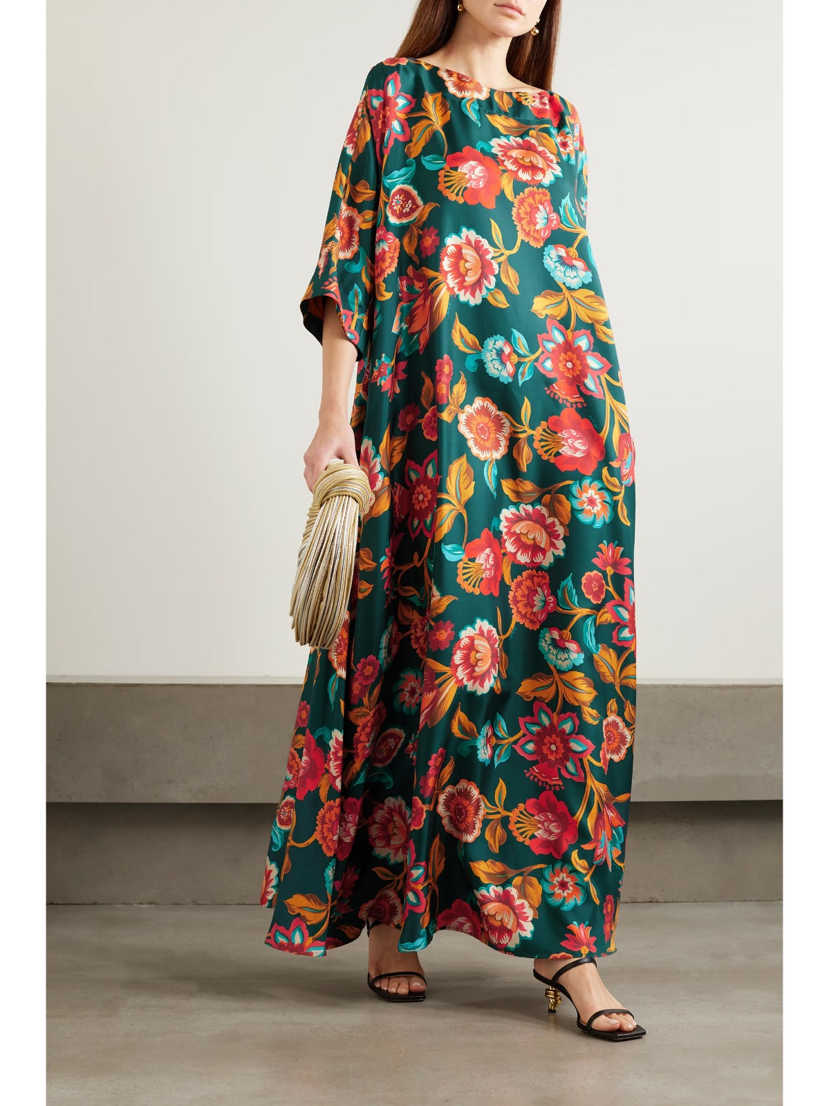 Printed Long Kaftan With Flower Design