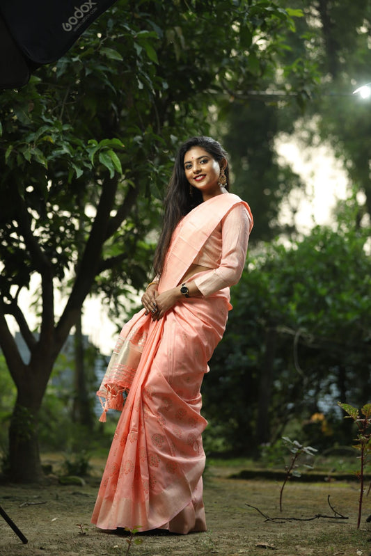 CantaLoupe Beautiful Softy Silk Saree With Zari woven Border