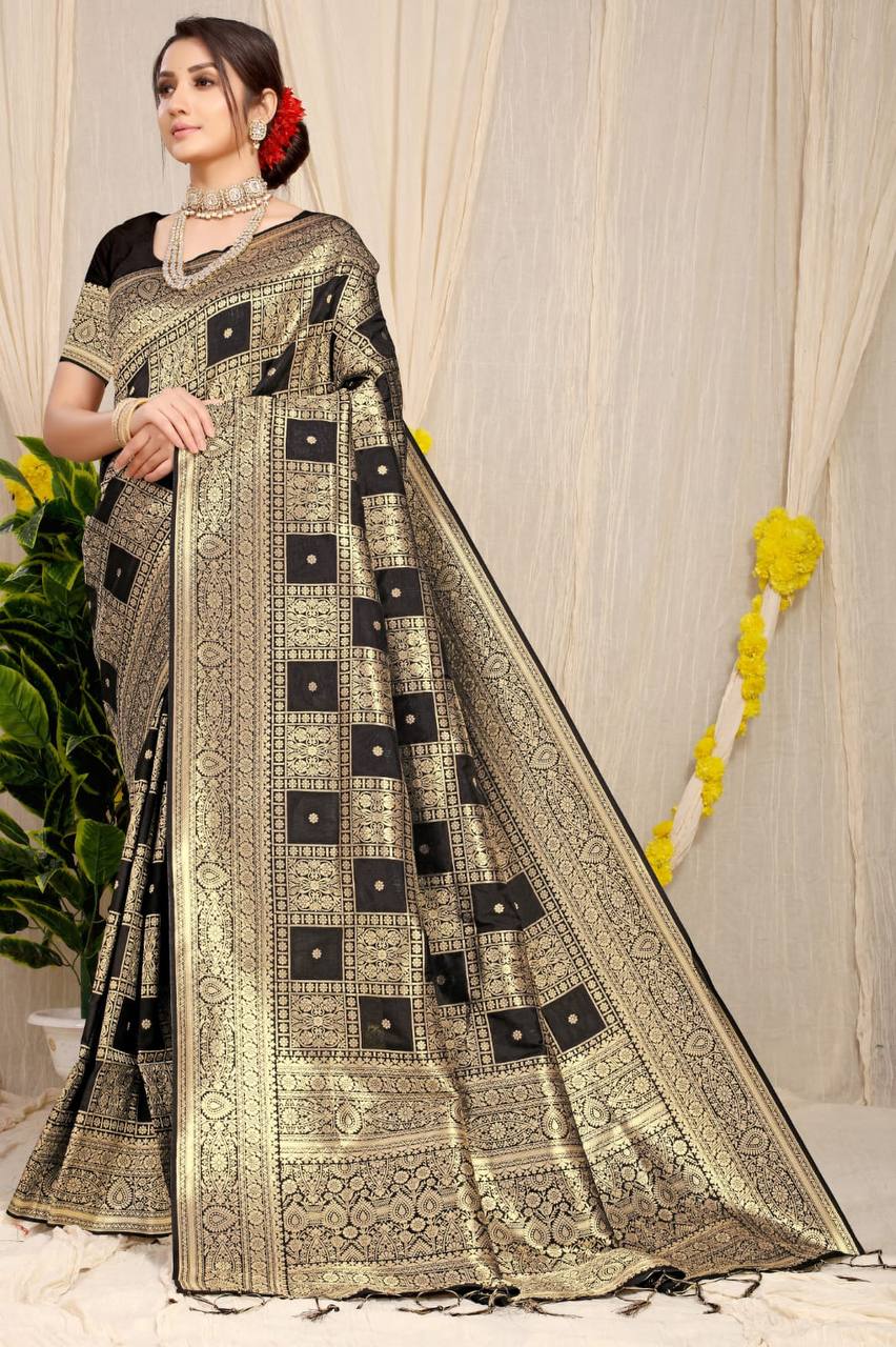 Black Kanchipuram Pure silk saree with Jari weaving work