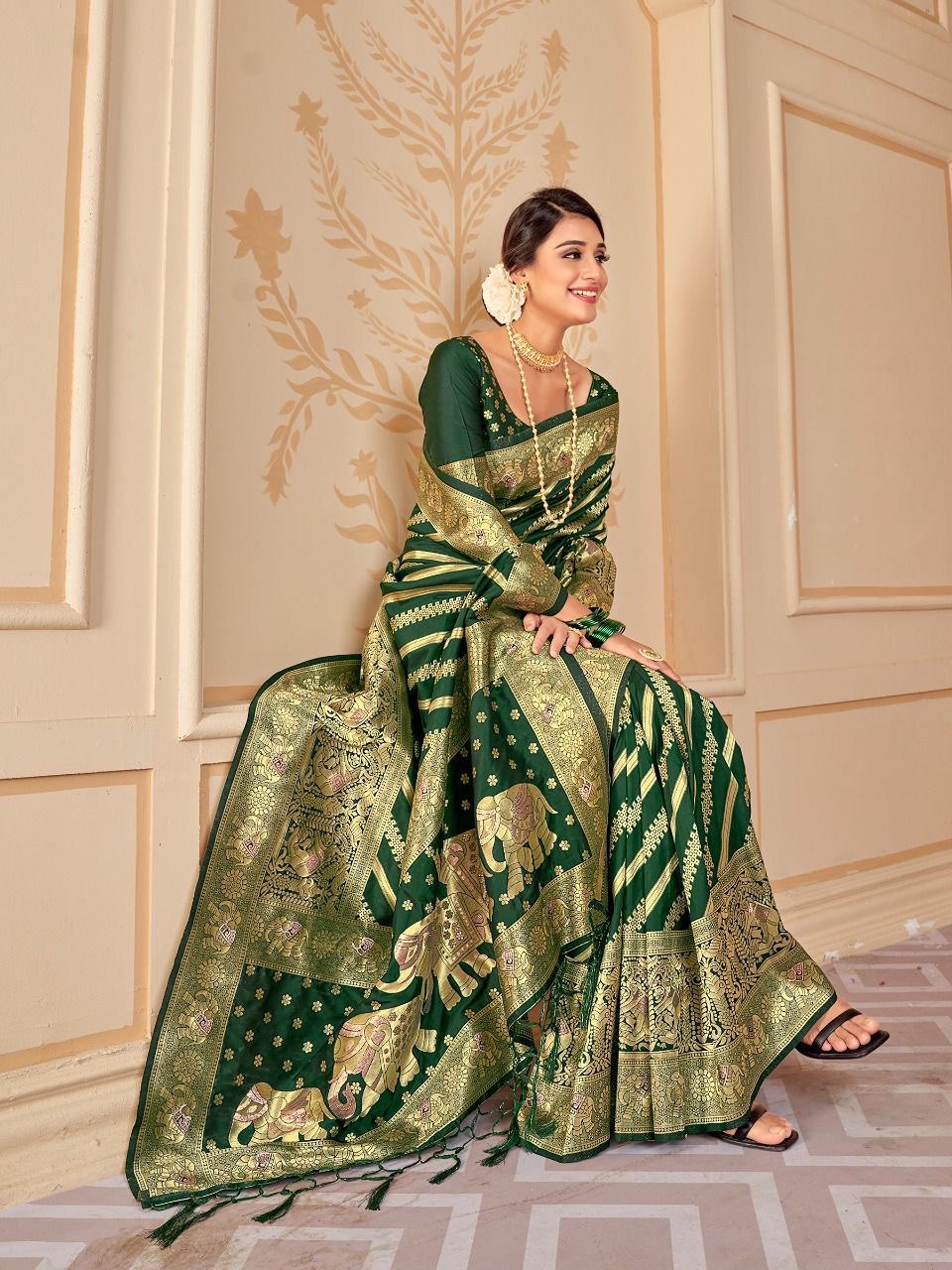Shreesha Traditional Paithani Cotton Silk Sarees With Contrast Blouse Piece  (Bottle Green & Rani)