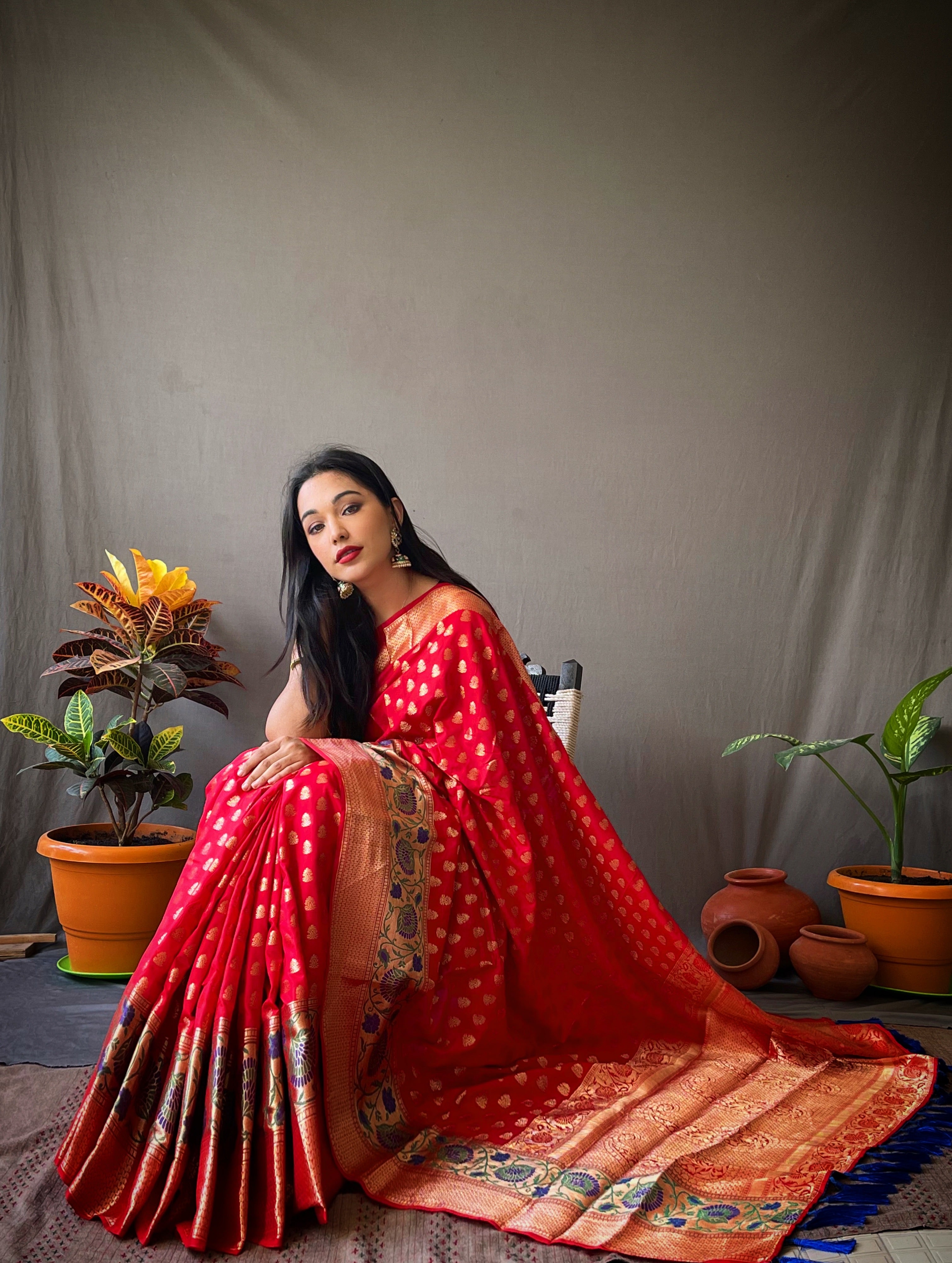 Shop Coral Red Silk Brocade Handloom Banarasi Saree Online in USA – Pure  Elegance