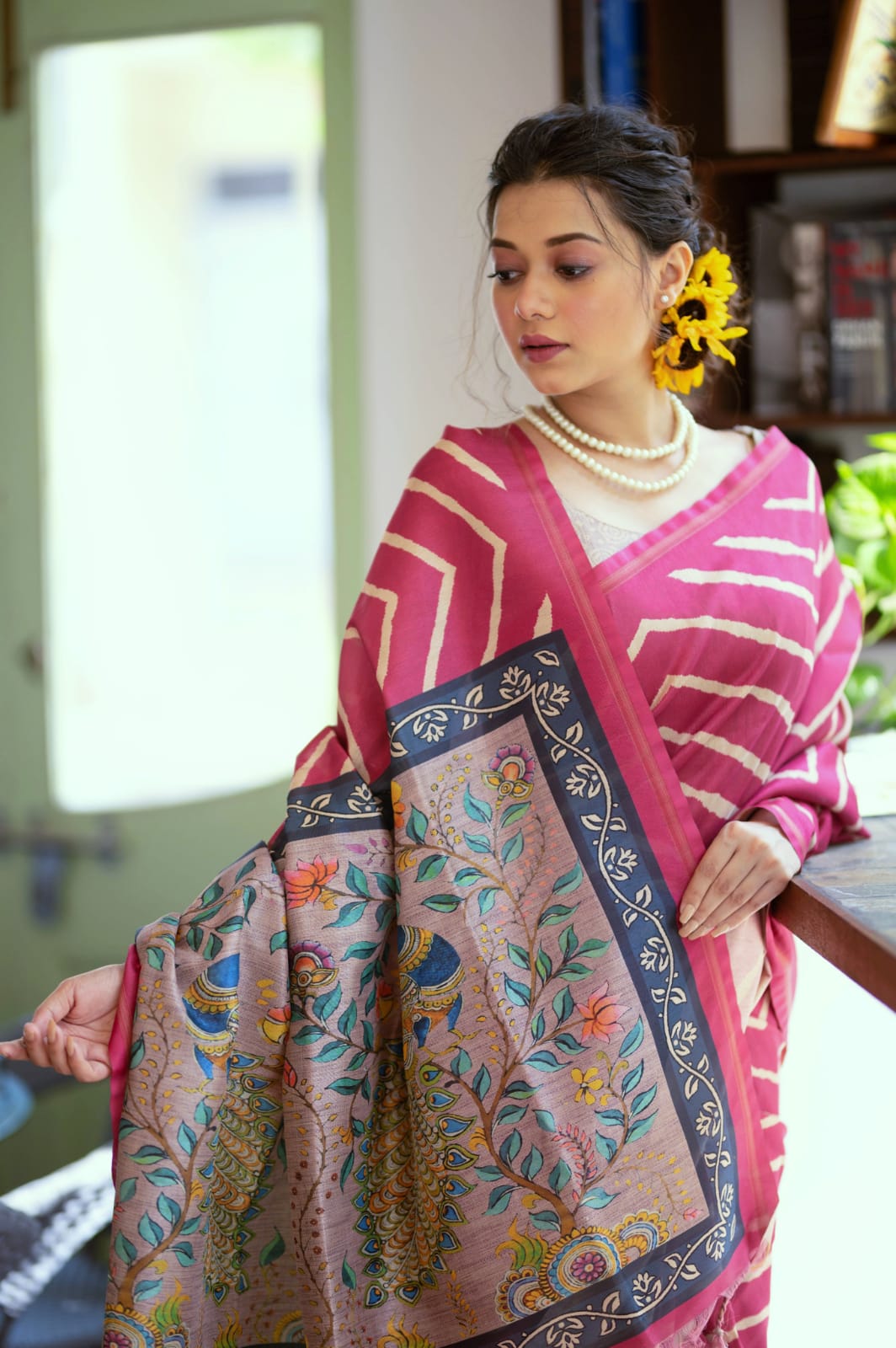 Rani Laheriya Saree With Kalamkari Peacock Pallu