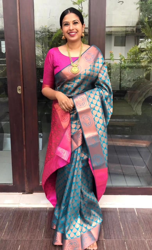 Rama Lichi Silk Banarasi Saree With Copper Weaving